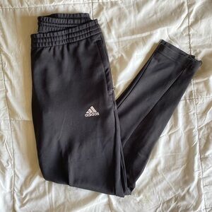 Adidas Men’s Medium Black Jogger Pants with Pockets